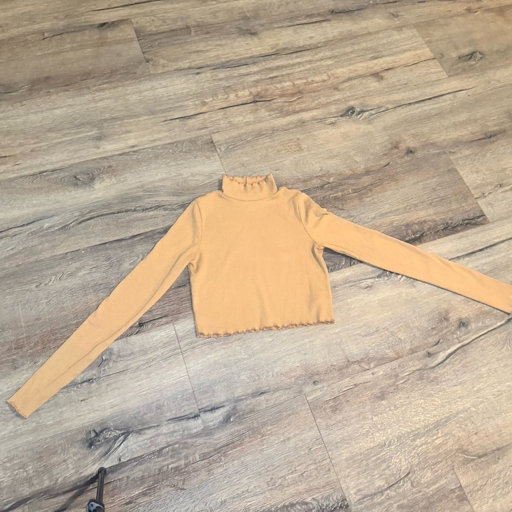 Aerie Ribbed‎ Turtleneck Tan Size Small
